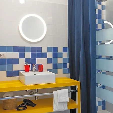 Nesea Bed & Breakfast 4*